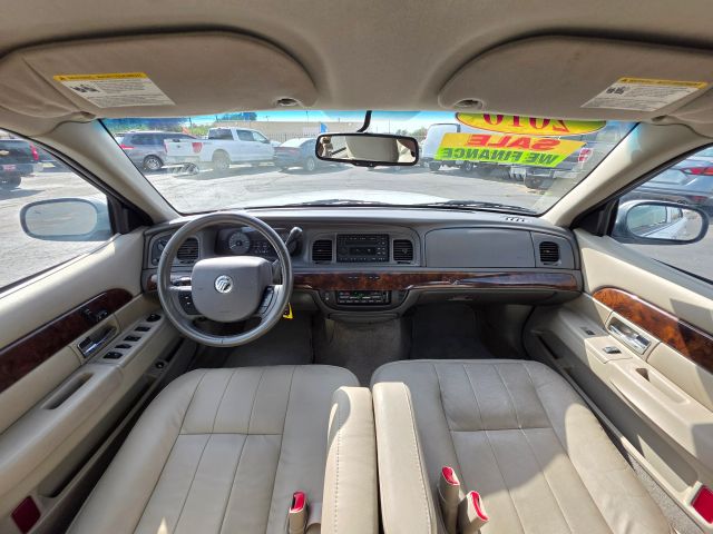 mercury grand marquis 2010 2MEBM7FV7AX602727 image mercury grand marquis 2010 2MEBM7FV7AX602727 image